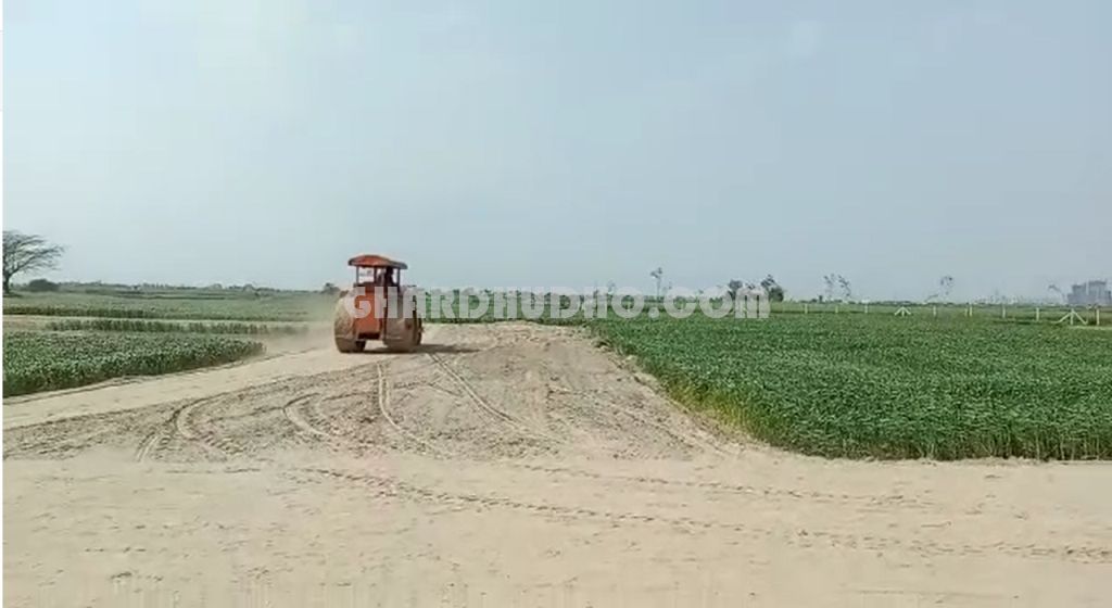 Lotus Farm House : Farm House For Sale In Noida