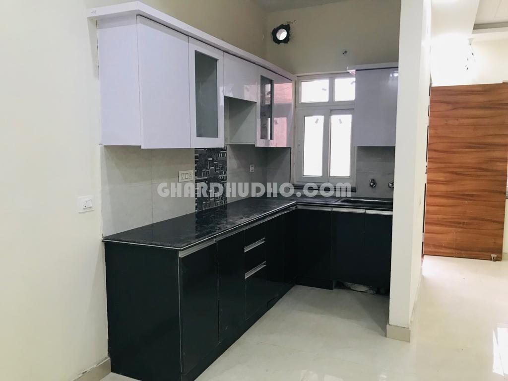 Trinity Triwoods : 3 BHK Duplex Villa For Sale In Noida Extension