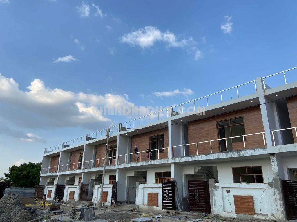 Yash Residency : 3BHK Duplex Raw House In Lucknow