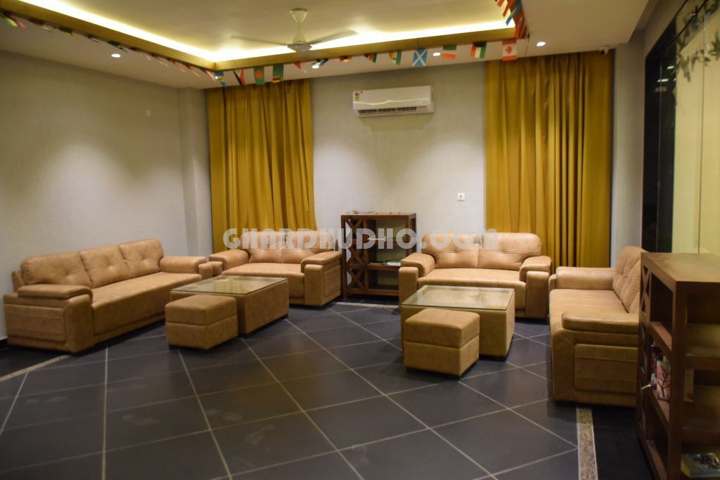 Hotel At Badrinath Road Tapovan Rishikesh On Lease