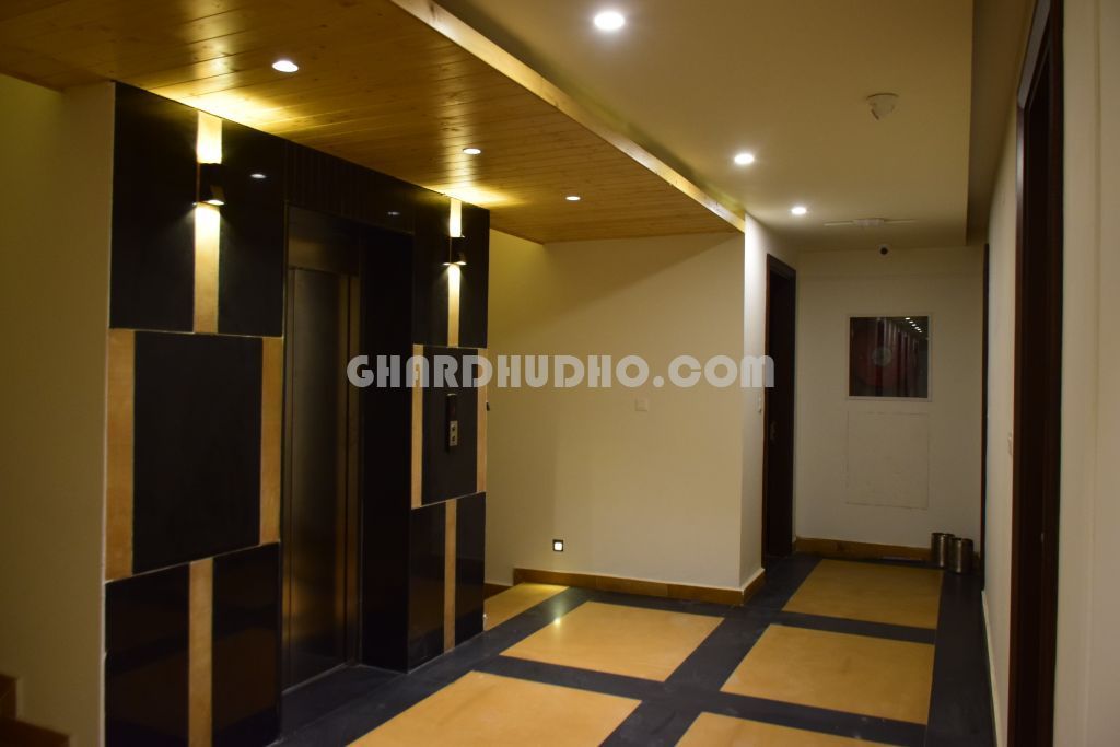 Hotel At Badrinath Road Tapovan Rishikesh On Lease