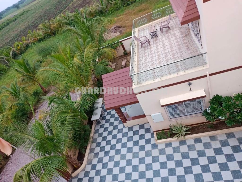S R Green Villa : Luxury Farm House For Sale In Vadodara Gujrat