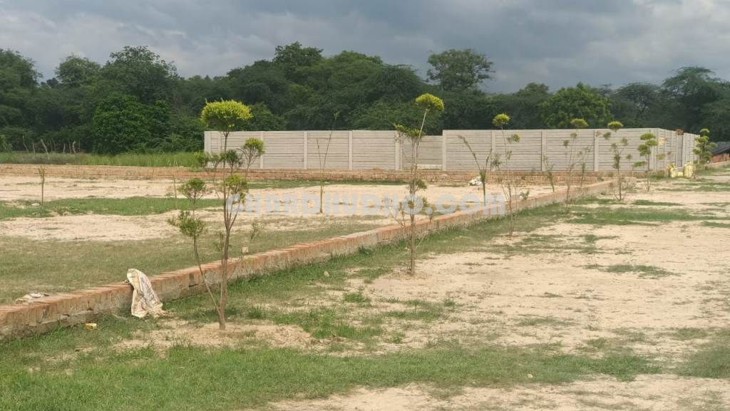 Royal Upawan : Farm House & Cottages In Lucknow