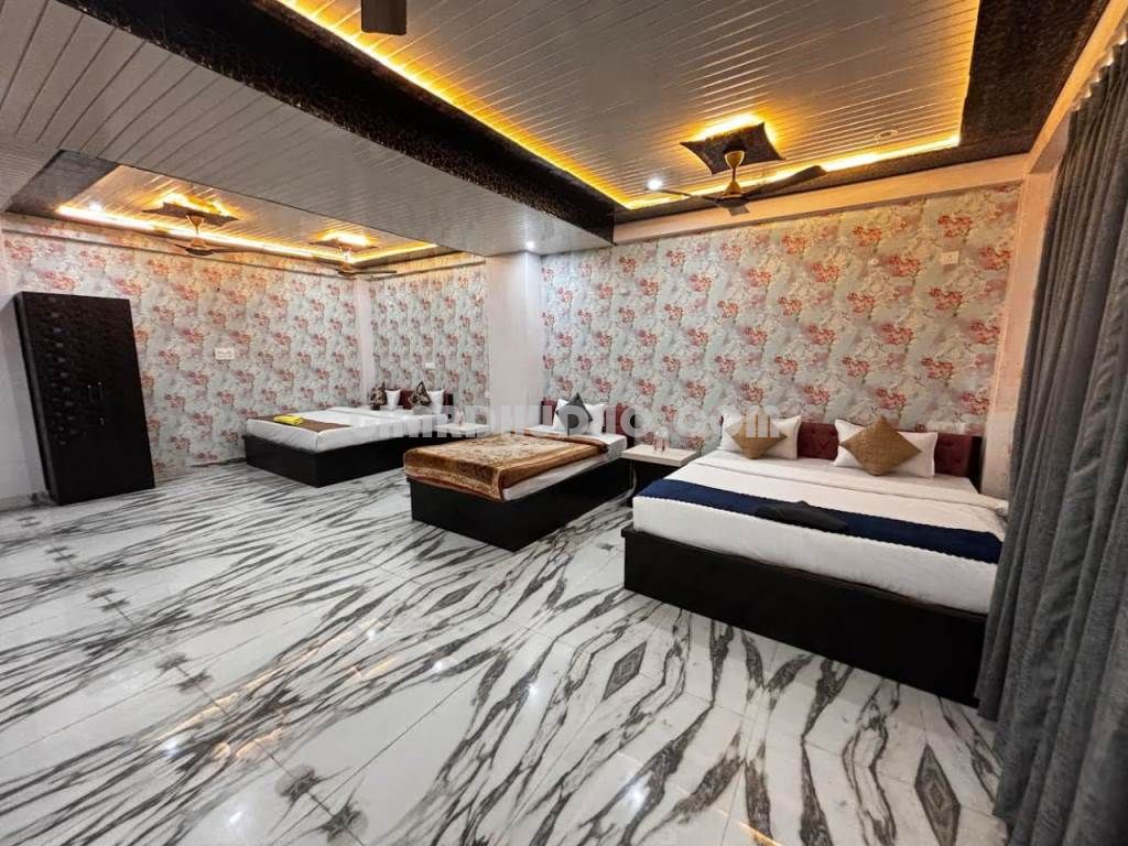 Hotel For Sale In Varanasi