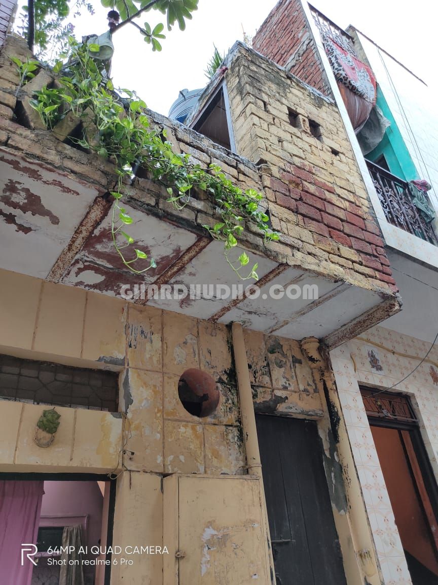 Home For Sale In Sangam Vihaar New Delhi For Just 20 Lacs Only