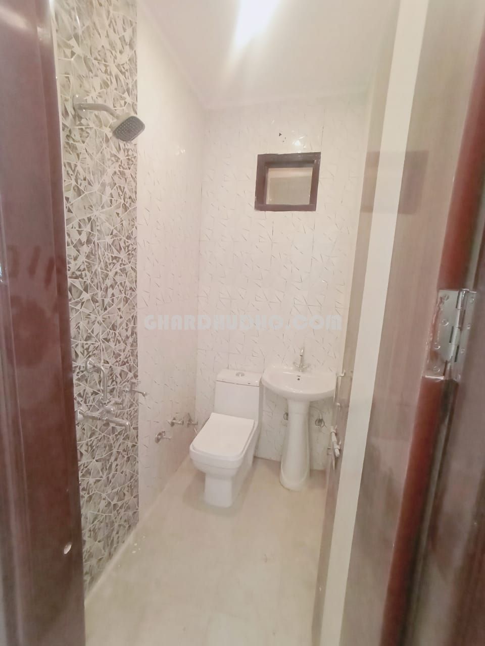 Palm Valley : 1 2 3 BHK Apartment For Sale in Greater Noida